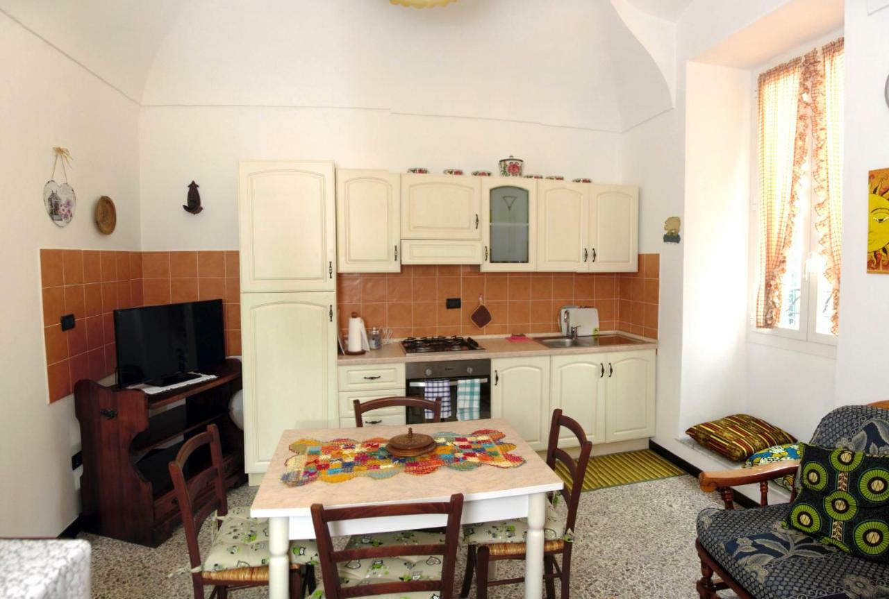 Ciassa Noeva Daire Pieve di Teco Dış mekan fotoğraf